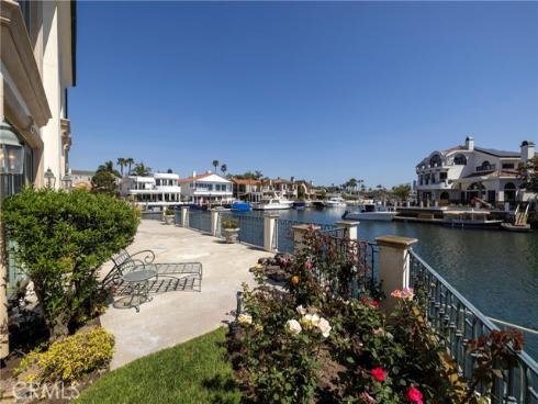 3322  Devon  , Huntington Beach, CA