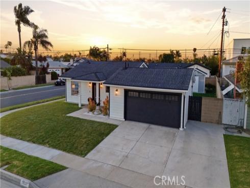 10121  Kukui  , Huntington Beach, CA