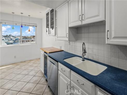 2872  Coast  104  Circle, Huntington Beach, CA