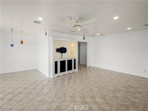 2872  Coast  104  Circle, Huntington Beach, CA