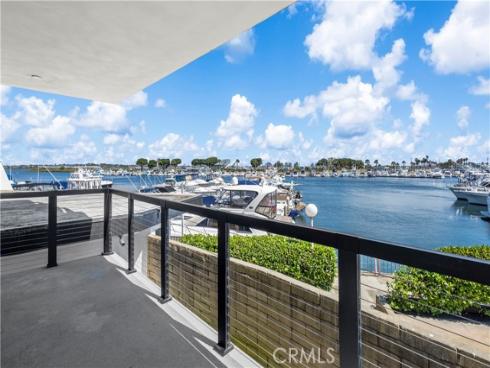 2872  Coast  104  Circle, Huntington Beach, CA