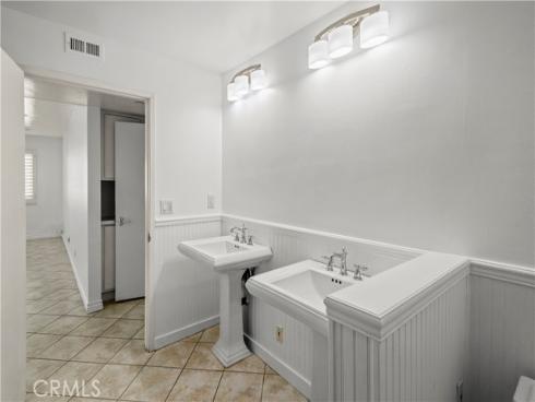 2872  Coast  104  Circle, Huntington Beach, CA