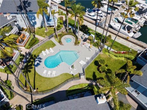 2872  Coast  104  Circle, Huntington Beach, CA