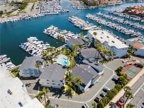 2872  Coast  104  Circle, Huntington Beach, CA