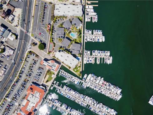 2872  Coast  104  Circle, Huntington Beach, CA