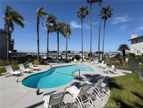 2872  Coast  104  Circle, Huntington Beach, CA