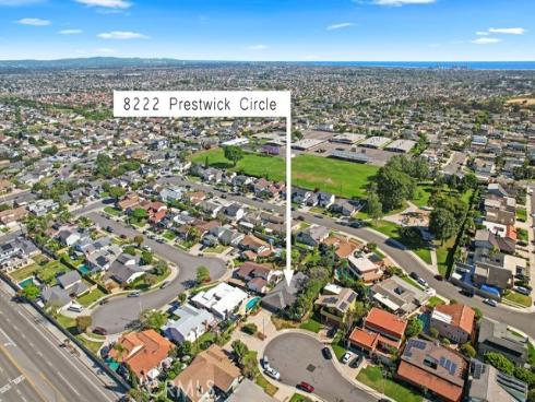 8222 Prestwick Circle