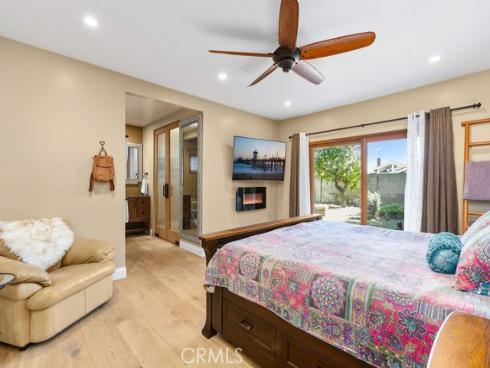 8222  Prestwick   Circle, Huntington Beach, CA