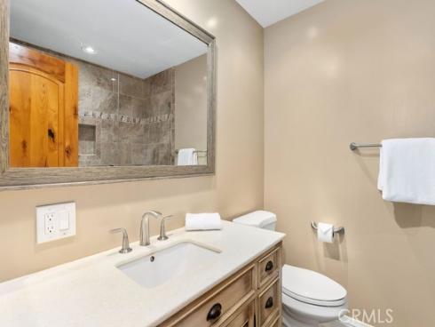 8222  Prestwick   Circle, Huntington Beach, CA