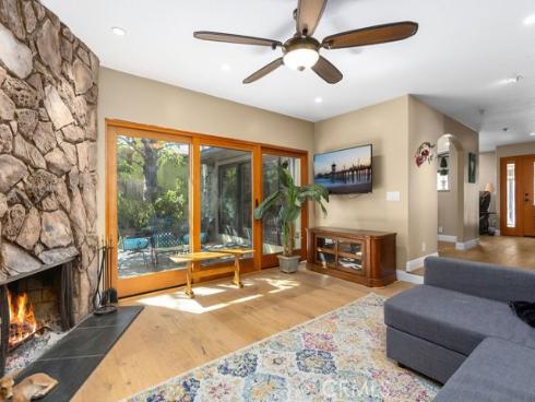 8222  Prestwick   Circle, Huntington Beach, CA