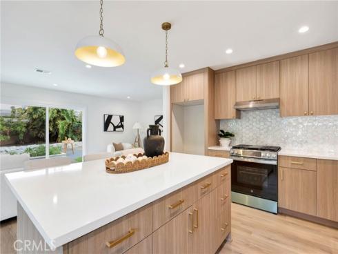 8141  Valencia  , Huntington Beach, CA