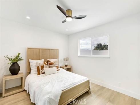 8141  Valencia  , Huntington Beach, CA