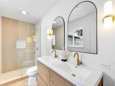 8141  Valencia  , Huntington Beach, CA