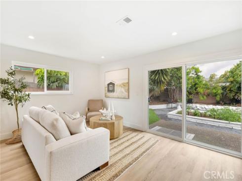 8141  Valencia  , Huntington Beach, CA