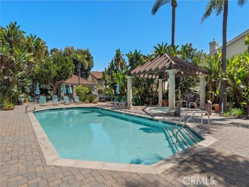 4782  Tiara Dr.  104 , Huntington Beach, CA