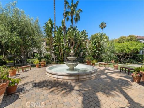 4782  Tiara Dr.  104 , Huntington Beach, CA