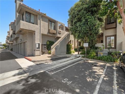 4782  Tiara Dr.  104 , Huntington Beach, CA