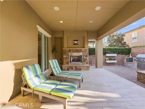 17491  Oakbluffs Lane  , Huntington Beach, CA