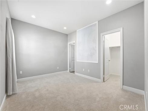 17491  Oakbluffs Lane  , Huntington Beach, CA