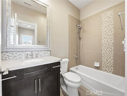 17491  Oakbluffs Lane  , Huntington Beach, CA