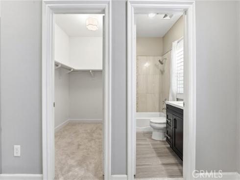 17491  Oakbluffs Lane  , Huntington Beach, CA