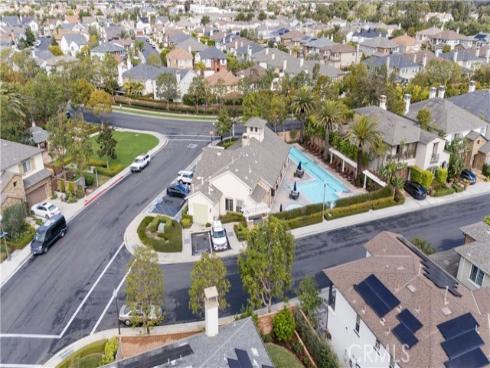 17491  Oakbluffs Lane  , Huntington Beach, CA