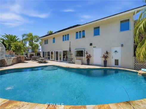 16642  Melville   Circle, Huntington Beach, CA
