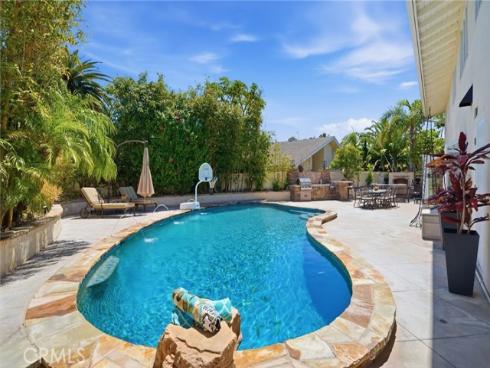 16642  Melville   Circle, Huntington Beach, CA