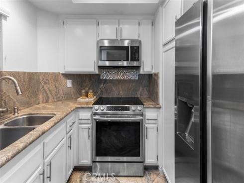 400  Lake  105 , Huntington Beach, CA