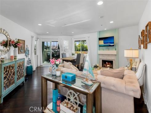 400  Lake  105 , Huntington Beach, CA