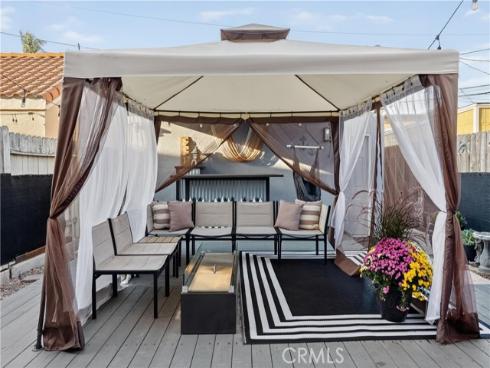 221  Elmira  , Huntington Beach, CA