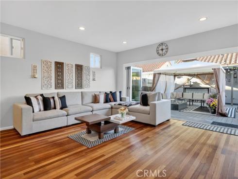 221  Elmira  , Huntington Beach, CA