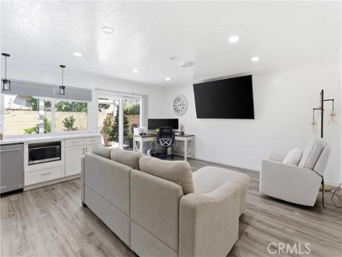 20542  Bearsden  , Huntington Beach, CA