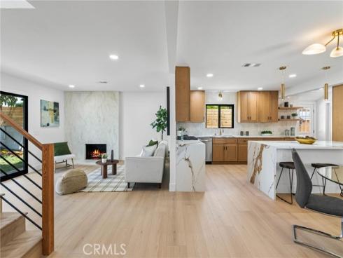 10321  Kamuela  , Huntington Beach, CA