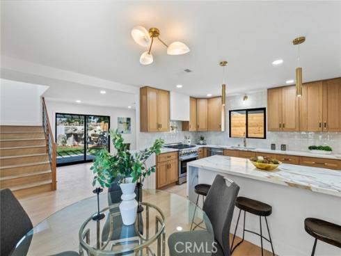 10321  Kamuela  , Huntington Beach, CA