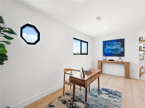 10321  Kamuela  , Huntington Beach, CA