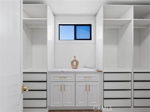 10321  Kamuela  , Huntington Beach, CA