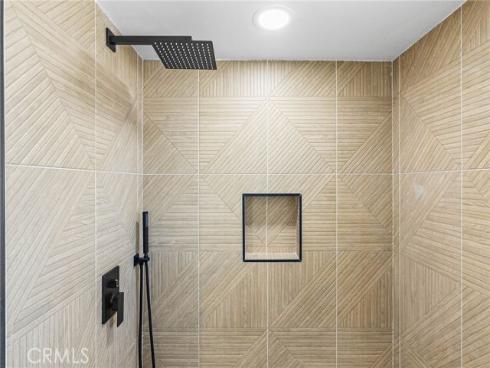 10321  Kamuela  , Huntington Beach, CA