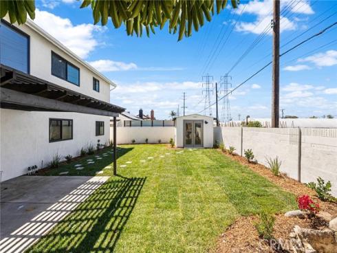 10321  Kamuela  , Huntington Beach, CA