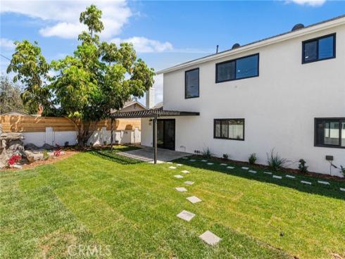 10321  Kamuela  , Huntington Beach, CA