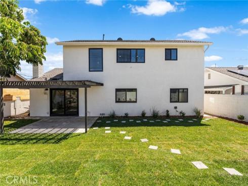 10321  Kamuela  , Huntington Beach, CA