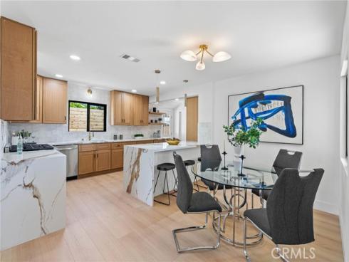 10321  Kamuela  , Huntington Beach, CA