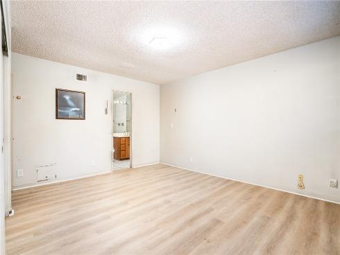 16582  Kettler  , Huntington Beach, CA