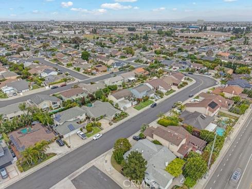 6901  Spickard  , Huntington Beach, CA