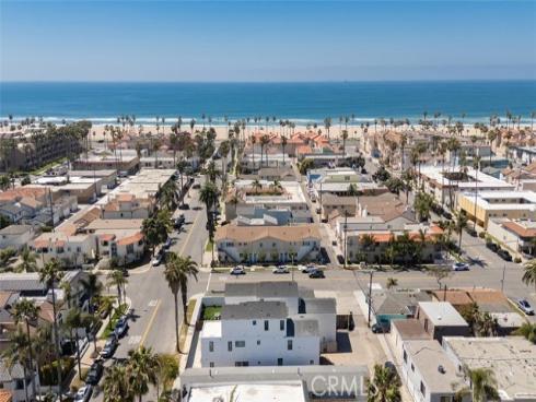 307  14th   Street, Huntington Beach, CA