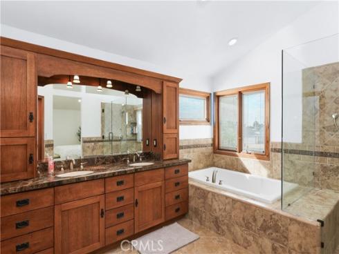 7191 Slater ave , Huntington Beach, CA