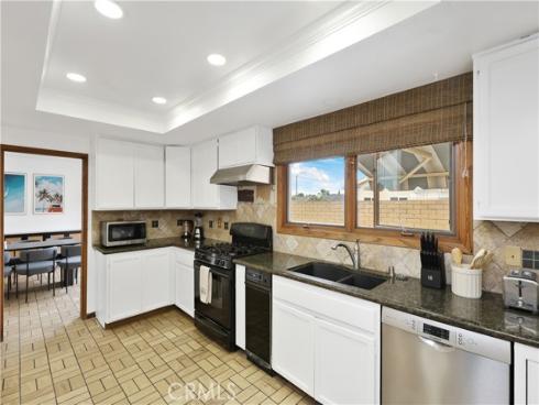 7191 Slater ave , Huntington Beach, CA