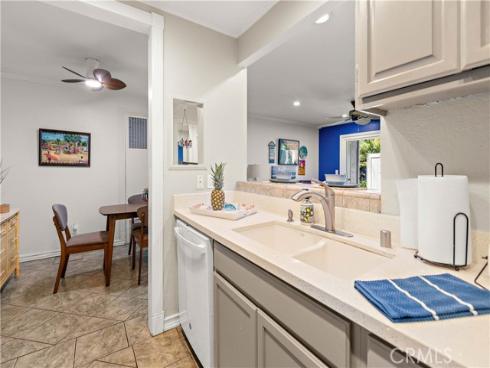 215  Wichita Ave.  306 , Huntington Beach, CA