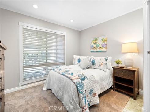 215  Wichita Ave.  306 , Huntington Beach, CA