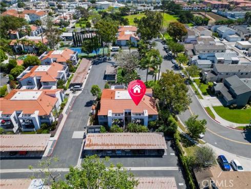 215  Wichita Ave.  306 , Huntington Beach, CA